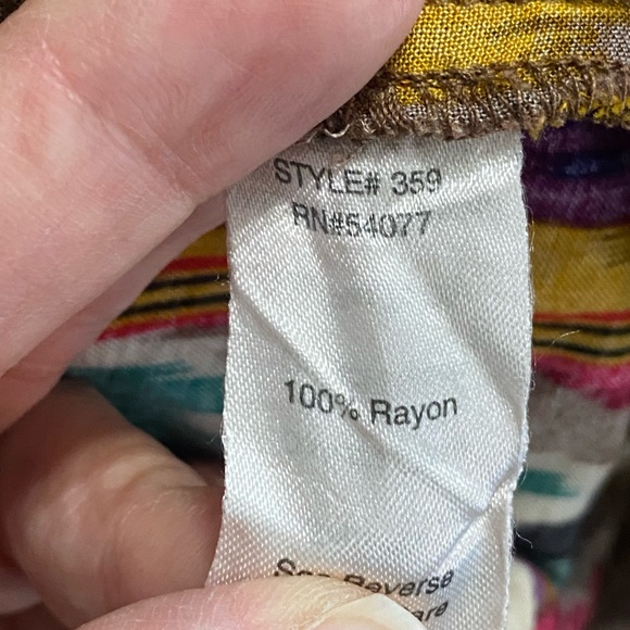 CAbi Ikat Bella Mini Skirt Style #359 Size Medium - Picture 7 of 9